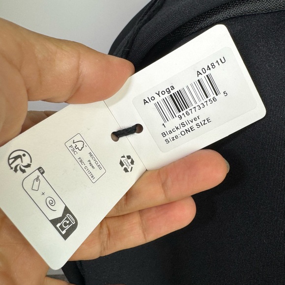 🎒BNWT ALO Yoga Stow Neoprene Backpack Col:black with pouch $328 - Picture 9 of 13